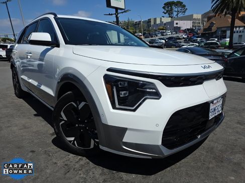 Used 2023 Kia Niro Wave image 1