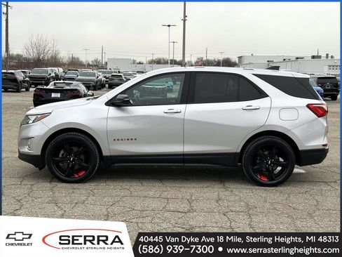 Used 2019 Chevrolet Equinox LT image 2