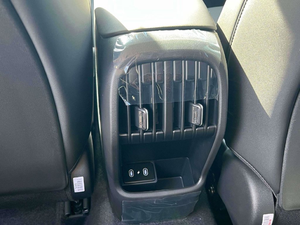 New 2027 Hyundai Kona Limited AWD/4WD image 12