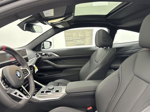 New 2026 BMW 440i xDrive Coupe w/ Parking Assistance Package image 24