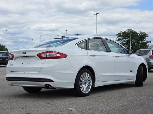Used 2013 Ford Fusion Energi SE FWD image 16