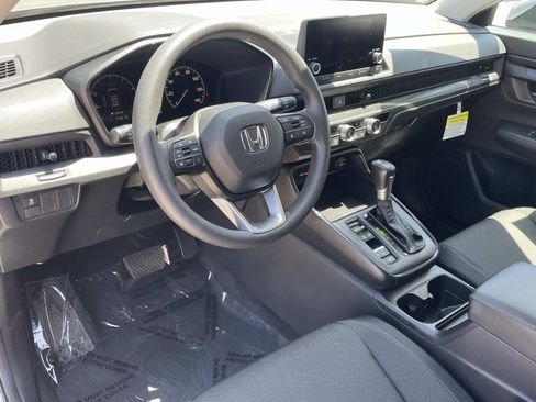 Certified 2025 Honda CR-V LX image 2