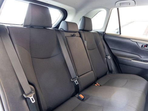 Used 2021 Toyota RAV4 LE w/ Carpet Mat Package (TMS) AWD/4WD image 24