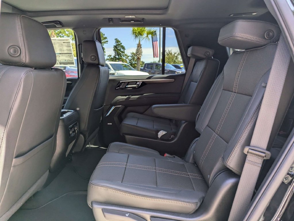 New 2026 Chevrolet Tahoe High Country w/ Sun And Tow Package RWD image 17