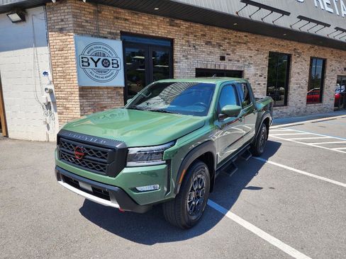 Used 2022 Nissan Frontier PRO-4X w/ Pro-4X Premium Package AWD/4WD image 1