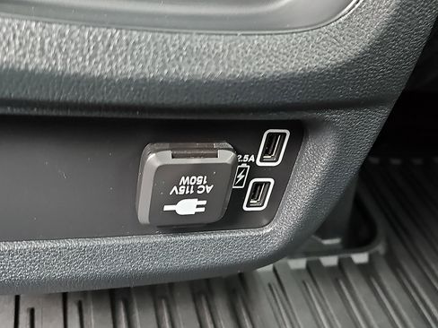 Used 2023 Honda Passport TrailSport image 11