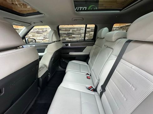 Used 2024 Hyundai Santa Fe Limited image 29