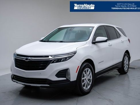 Used 2024 Chevrolet Equinox LT w/ LPO, Floor Liner Package image 1