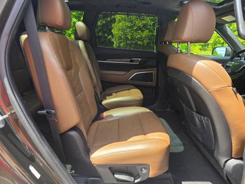 Used 2022 Kia Telluride SX w/ SX Prestige Package AWD/4WD image 49
