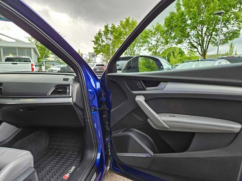Used 2021 Audi SQ5 Premium Plus w/ Premium Plus Package image 10