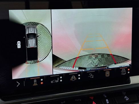 New 2025 GMC Sierra 3500 SLT w/ SLT Convenience Package image 14