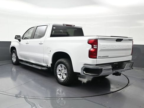 Used 2022 Chevrolet Silverado 1500 LT RWD image 3