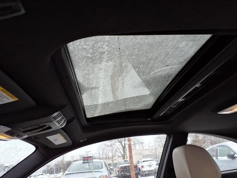 Used 2018 BMW 230i xDrive Coupe image 11