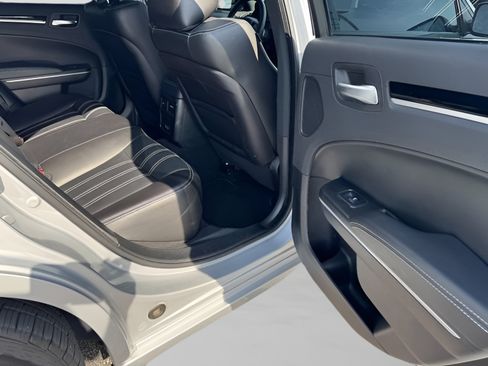 Used 2023 Chrysler 300 S RWD image 13