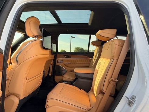 Certified 2025 Jeep Grand Cherokee L Summit image 13
