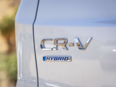 Used 2025 Honda CR-V Sport Touring image 12