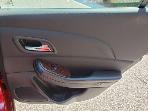 Used 2013 Chevrolet Malibu LT FWD image 17