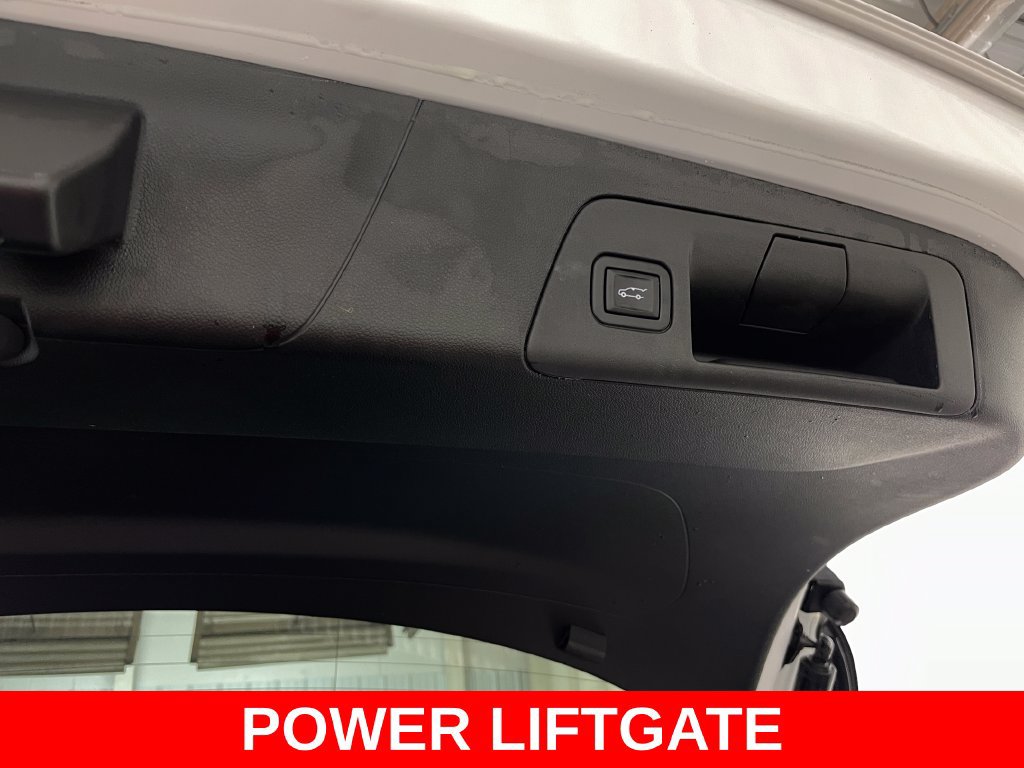 Certified 2021 Buick Envision Essence w/ Technology Package I AWD/4WD image 48
