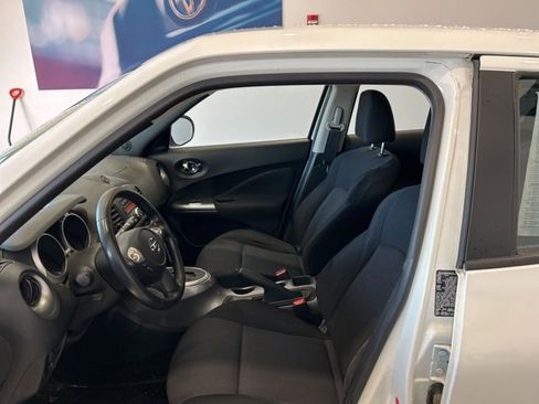 Used 2014 Nissan Juke S image 13