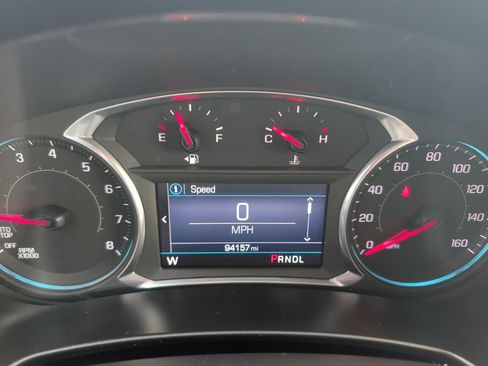 Used 2019 Chevrolet Equinox LT w/ Driver Convenience Package FWD image 12
