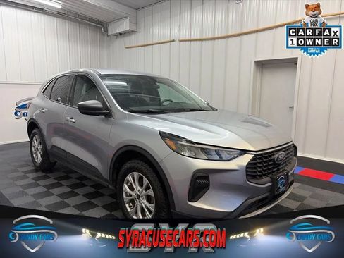 Used 2023 Ford Escape Active AWD/4WD image 1