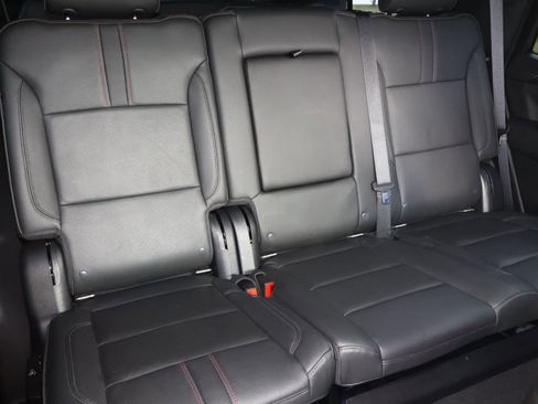 Used 2022 Chevrolet Tahoe RST w/ Luxury Package RWD image 23