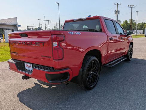 Used 2020 Chevrolet Silverado 1500 Custom w/ Custom Value Package AWD/4WD image 7