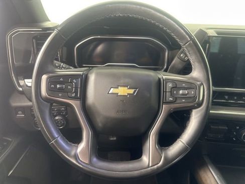 Used 2025 Chevrolet Silverado 2500 High Country w/ High Country Premium Package AWD/4WD image 8