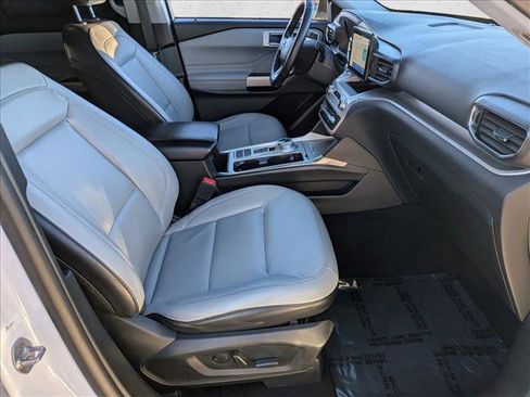 Used 2021 Ford Explorer XLT w/ Equipment Group 202A image 20