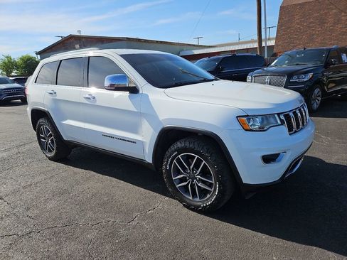 Used 2019 Jeep Grand Cherokee Limited AWD/4WD image 10