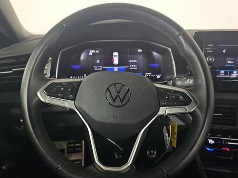 Used 2025 Volkswagen Jetta Sport FWD image 8