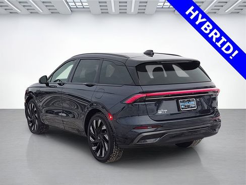 Certified 2024 Lincoln Nautilus Reserve w/ Equipment Group 202A image 5