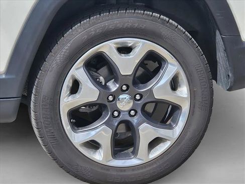Used 2019 Jeep Compass Limited AWD/4WD image 7