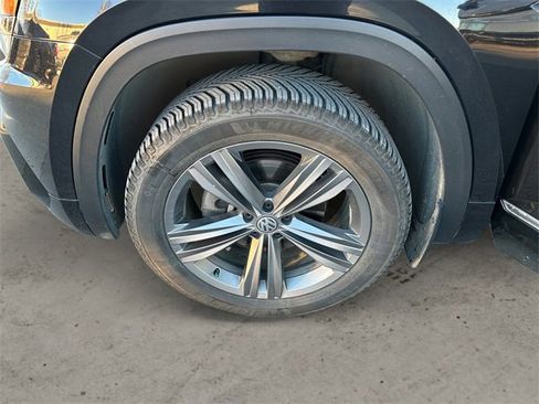 Used 2019 Volkswagen Atlas SE image 14