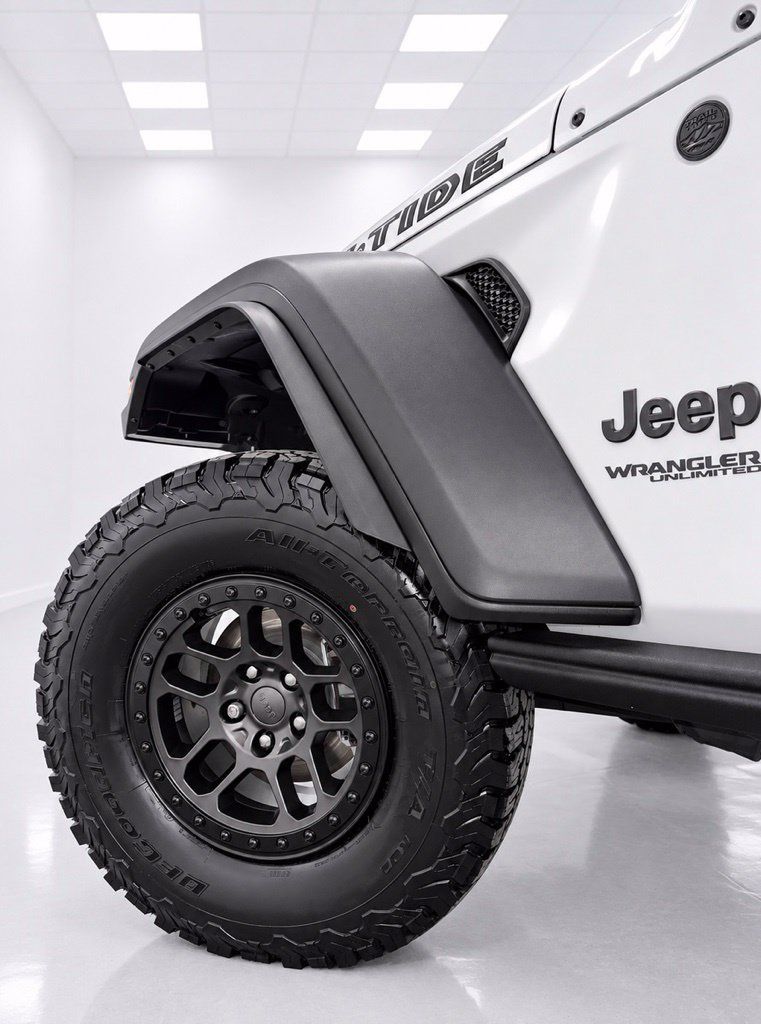 Used 2022 Jeep Wrangler Unlimited Sport AWD/4WD image 12