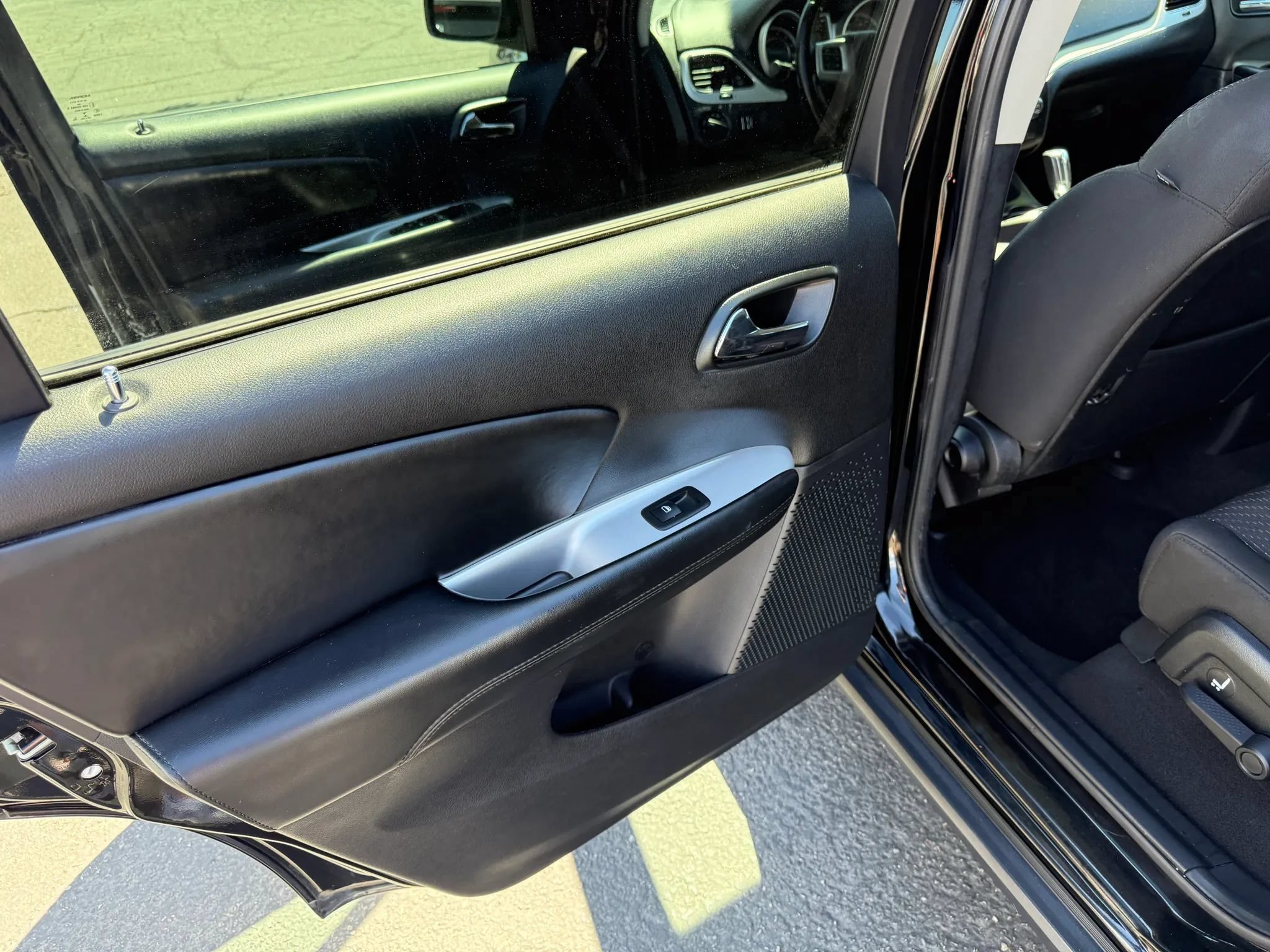 Used 2020 Dodge Journey SE w/ SE Popular Equipment Group FWD image 11