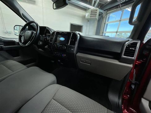 Used 2016 Ford F150 XLT w/ Equipment Group 302A Luxury image 28