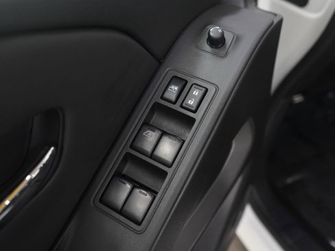 Used 2024 Nissan Frontier SL w/ Technology Package image 21