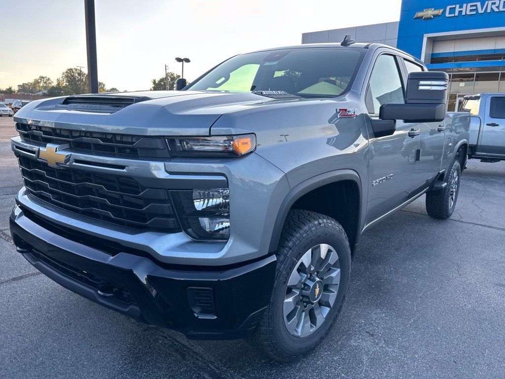 New 2026 Chevrolet Silverado 2500 Custom AWD/4WD image 6