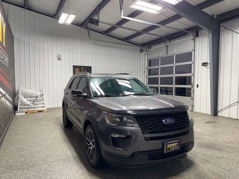 Used 2018 Ford Explorer Sport w/ Equipment Group 401A image 20