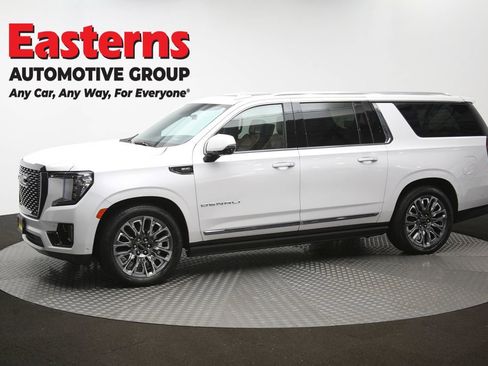 Used 2023 GMC Yukon XL Denali Ultimate w/ LPO, Floor Liner Package AWD/4WD image 66