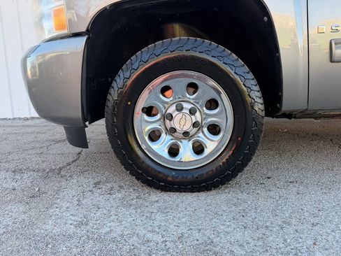 Used 2009 Chevrolet Silverado 1500 LS image 31