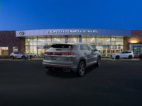 Used 2024 Volkswagen Atlas Cross Sport SEL R-Line image 24