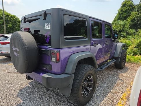 Used 2018 Jeep Wrangler Unlimited Sport S AWD/4WD image 4