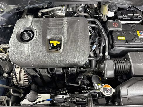 Certified 2025 Kia Seltos EX w/ EX Sunroof Package AWD/4WD image 35
