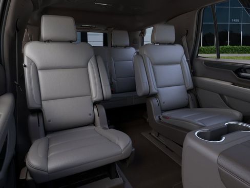 New 2026 GMC Yukon Elevation RWD image 17