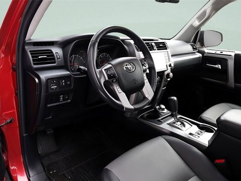 Certified 2022 Toyota 4Runner SR5 Premium w/ Moonroof Package image 26