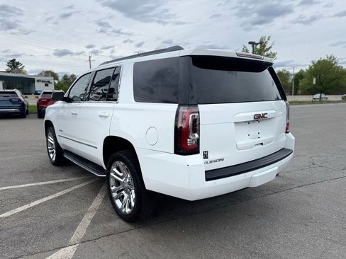 Used 2017 GMC Yukon SLT w/ Premium Edition AWD/4WD image 4