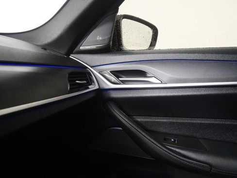 Certified 2023 BMW 540i w/ Dynamic Handling Package image 18