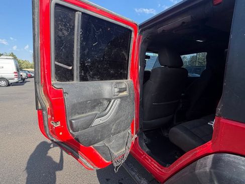 Used 2011 Jeep Wrangler Unlimited Sport AWD/4WD image 18